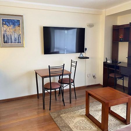 Suites Metropoli Quito Esterno foto