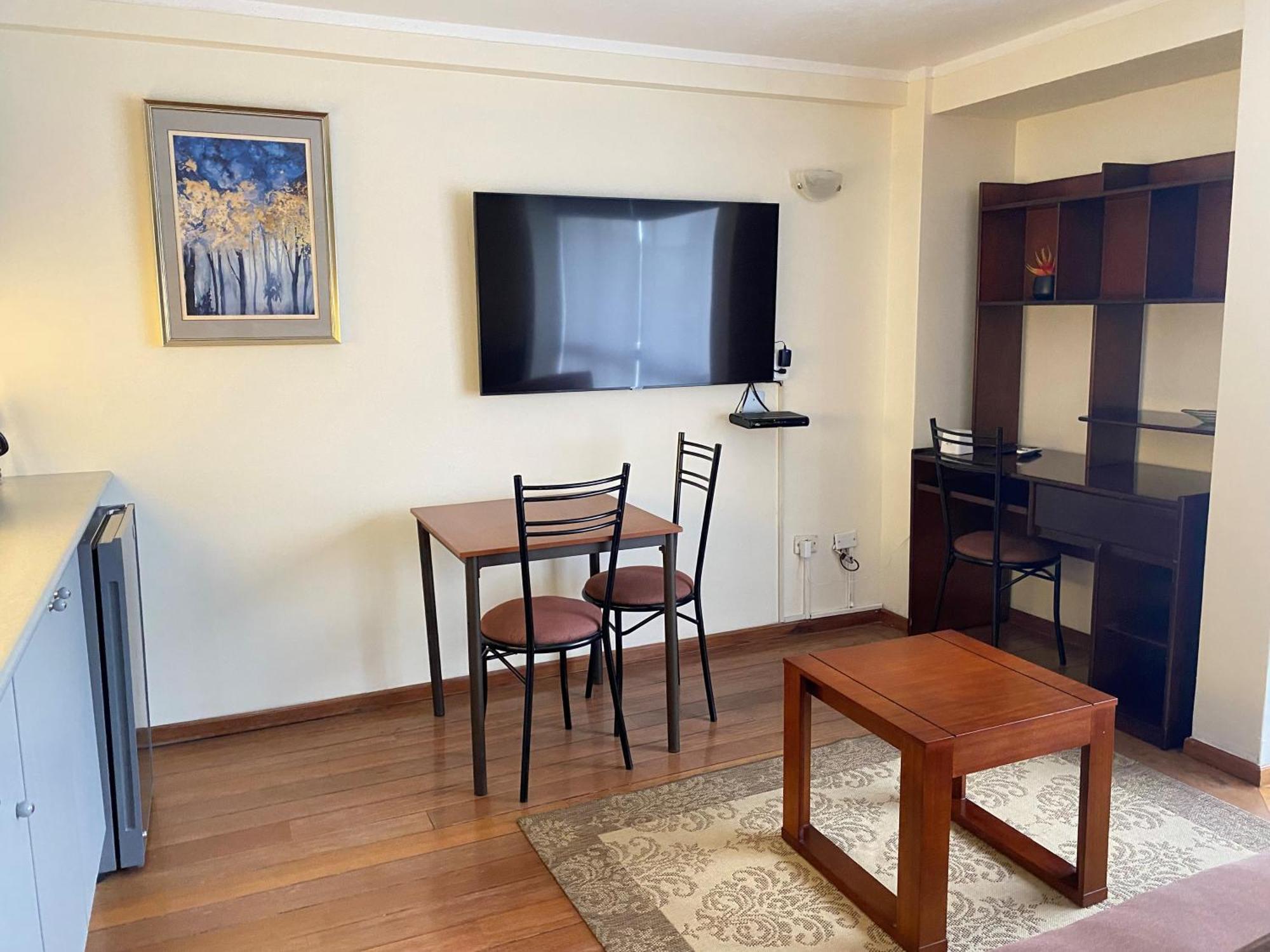 Suites Metropoli Quito Esterno foto