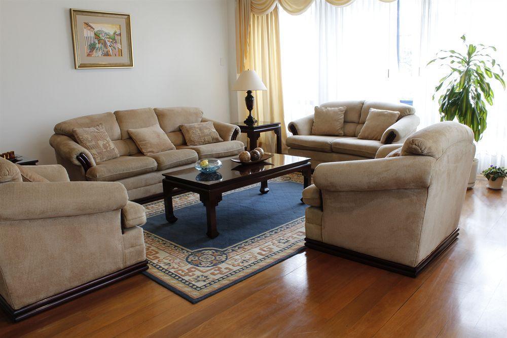 Suites Metropoli Quito Esterno foto